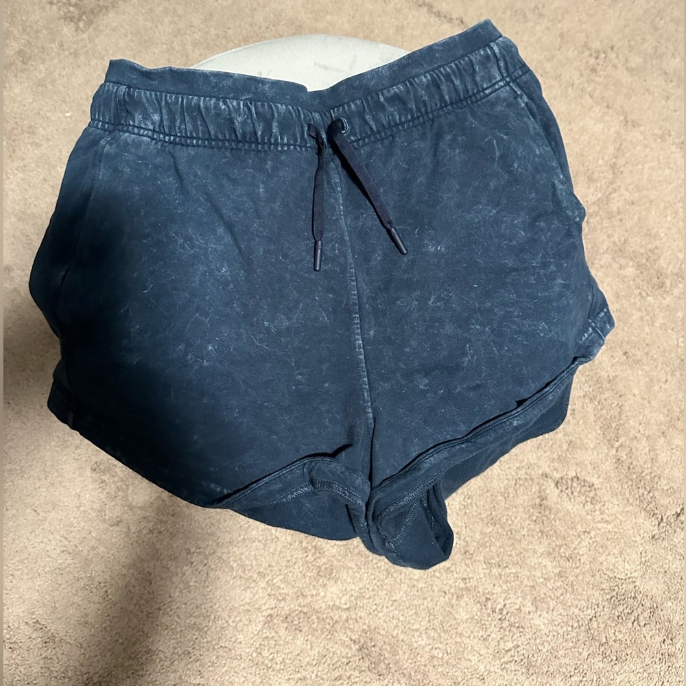 Inner glow high rise short size 10